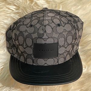 Coach Signature Canvas Hat with Flat Brim OS
